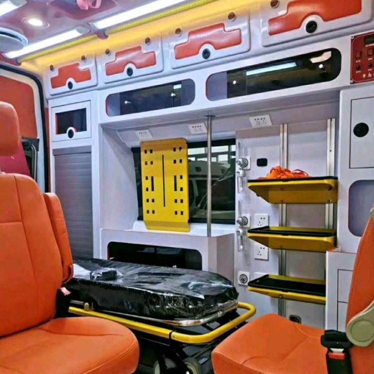 故城长途救护车护送病人租赁价格
